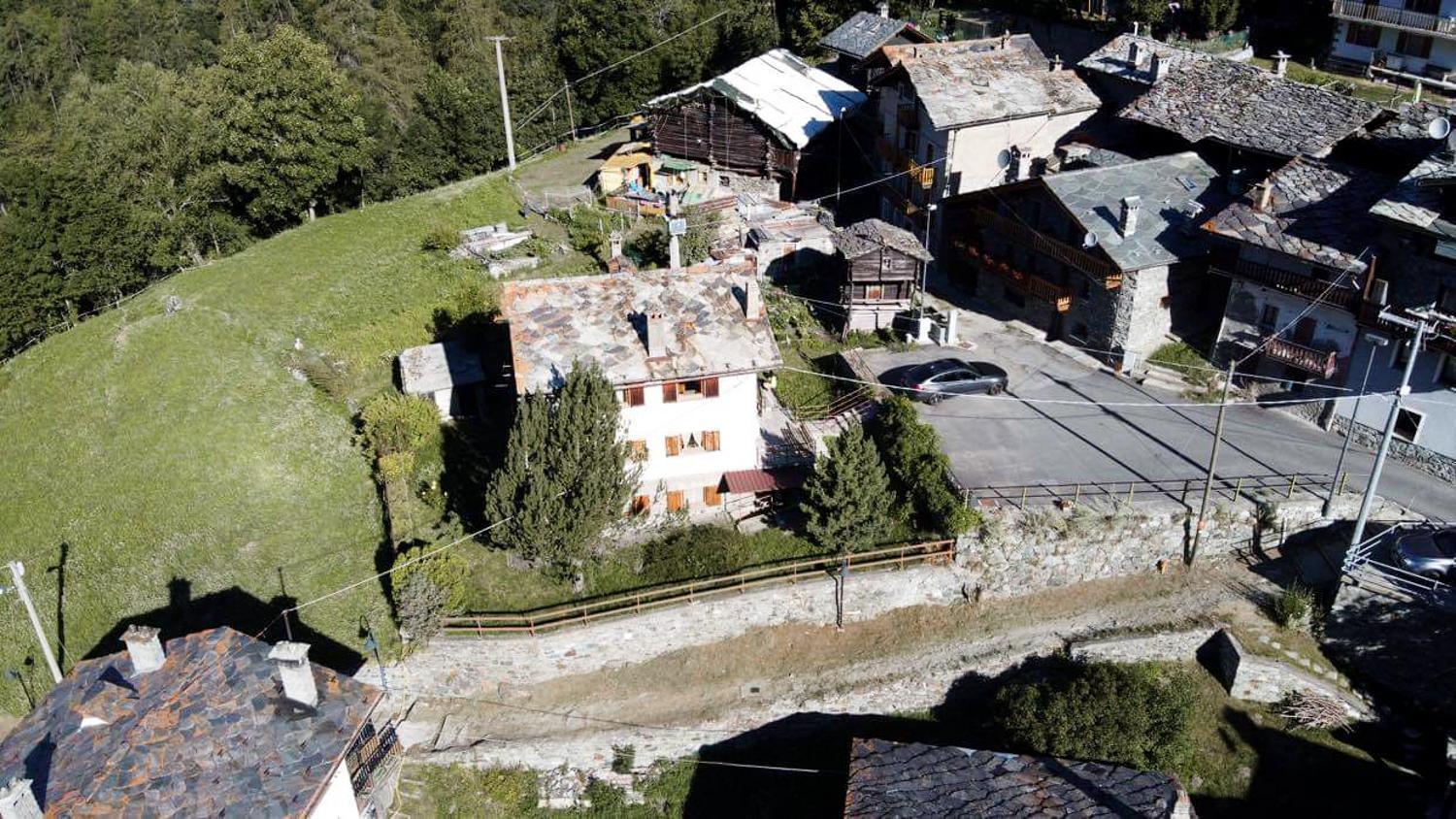 Relax & Sports -Cervinia- Maison Valtournenche Eksteriør billede
