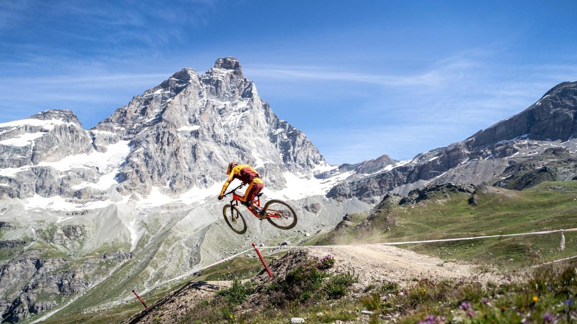 Relax & Sports -Cervinia- Maison Valtournenche Eksteriør billede